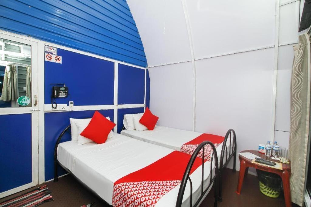 A4 Hostel Colombo Airport - Eco Lodge - Free Pickup & Drop Katunayaka Екстериор снимка